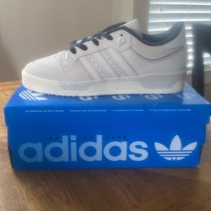 Adidas Rivalry 86 Low 2.5